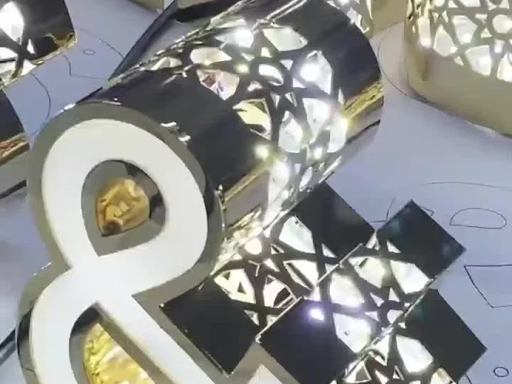 Illuminated dimensional display components arranged during workshop production